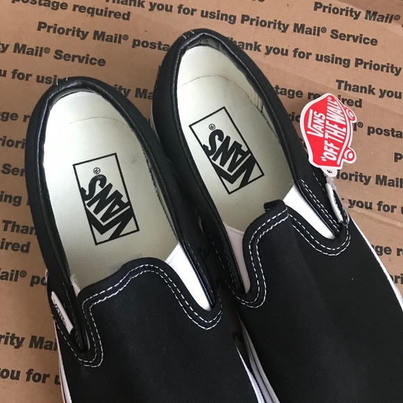 Vans Classic Slip-On Black/White - Picture 5 of 5